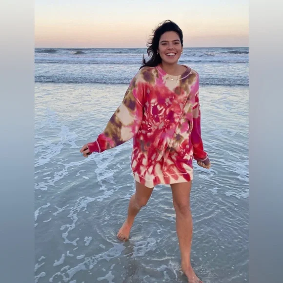 EUC Natural Life Taylor Oversize Sweater, Magenta Tie-Dye, size L/XL - Picture 2 of 9